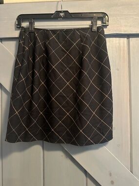 Black & tan thin plaid skirt